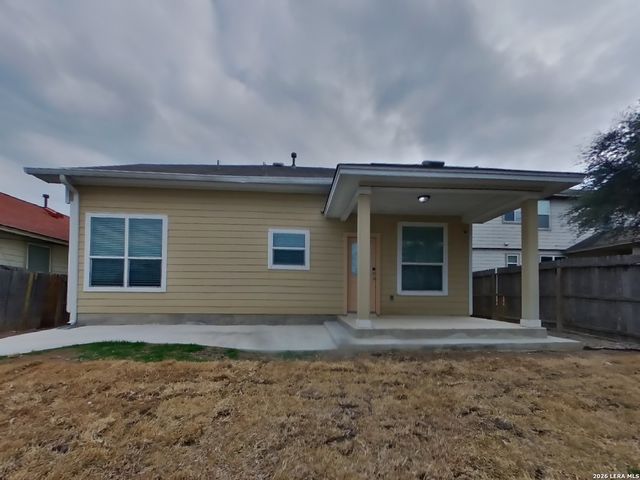 131 Reeves, San Antonio, TX 78253