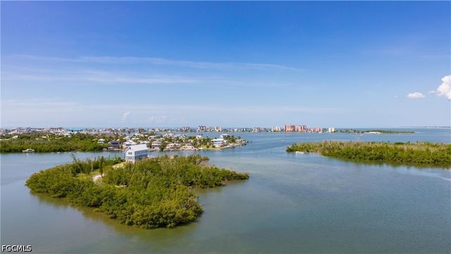 18120 San Carlos BLVD PH2, Fort Myers Beach, FL 33931