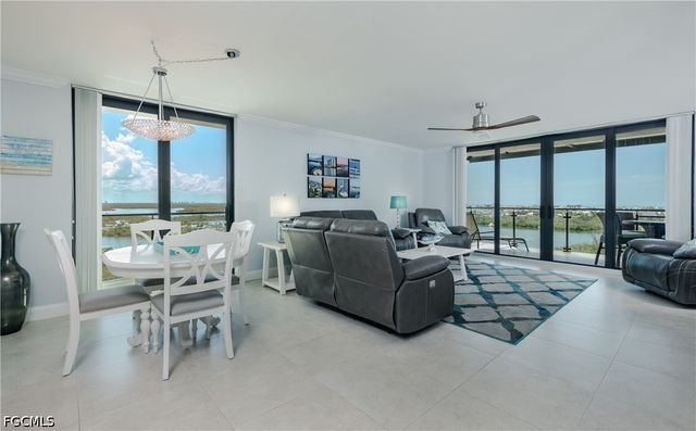 18120 San Carlos BLVD PH2, Fort Myers Beach, FL 33931