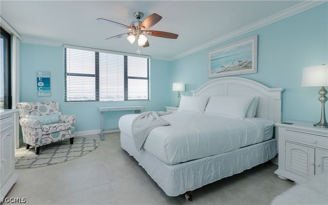 18120 San Carlos BLVD PH2, Fort Myers Beach, FL 33931