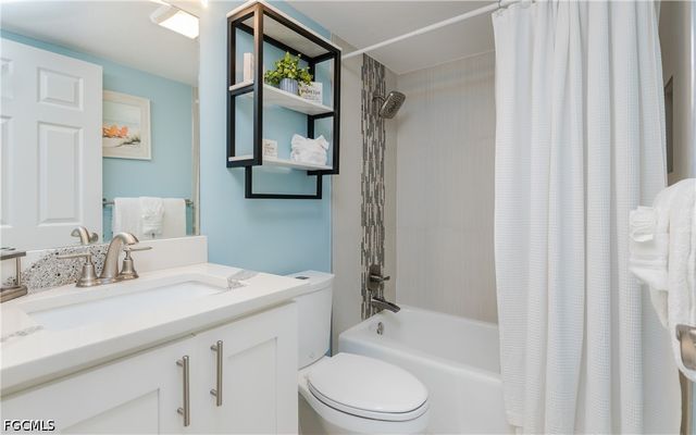 18120 San Carlos BLVD PH2, Fort Myers Beach, FL 33931