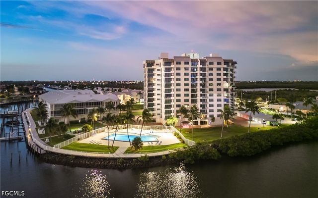 18120 San Carlos BLVD PH2, Fort Myers Beach, FL 33931