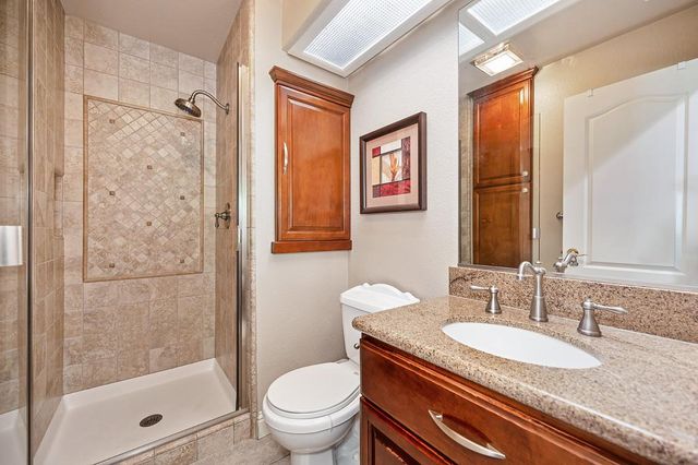 5701 Balfor Rd, Rocklin, CA 95765