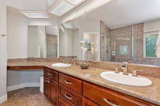 5701 Balfor Rd, Rocklin, CA 95765