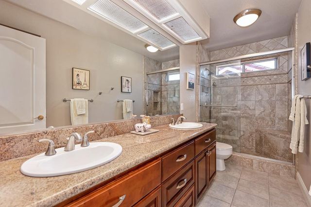 5701 Balfor Rd, Rocklin, CA 95765