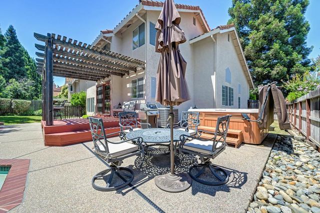 5701 Balfor Rd, Rocklin, CA 95765