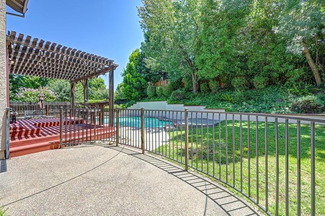 5701 Balfor Rd, Rocklin, CA 95765