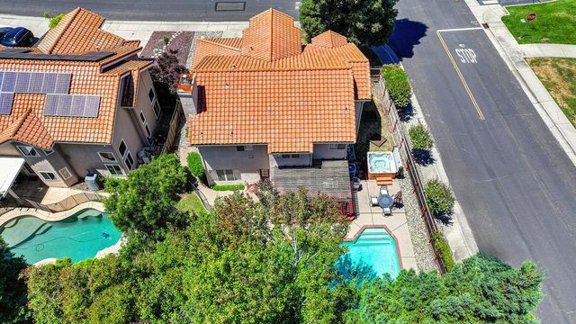 5701 Balfor Rd, Rocklin, CA 95765