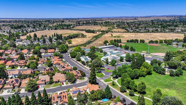 5701 Balfor Rd, Rocklin, CA 95765