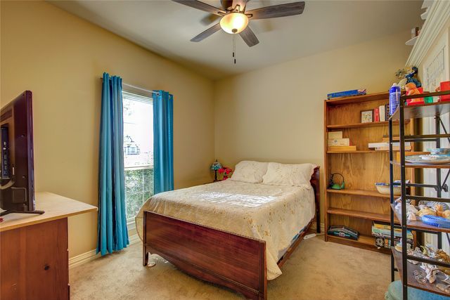 1066 Canyon Lake Road, Wills Point, TX 75169