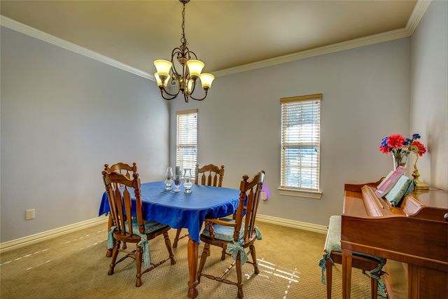 1066 Canyon Lake Road, Wills Point, TX 75169