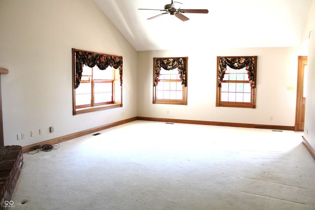 808 S Nineveh Road, Franklin, IN 46131