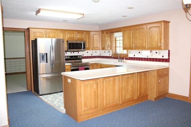 808 S Nineveh Road, Franklin, IN 46131