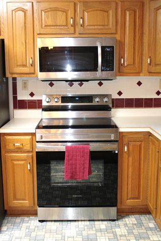 808 S Nineveh Road, Franklin, IN 46131