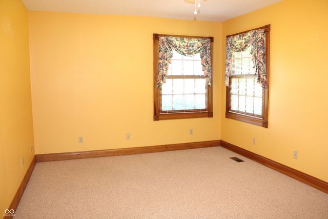 808 S Nineveh Road, Franklin, IN 46131