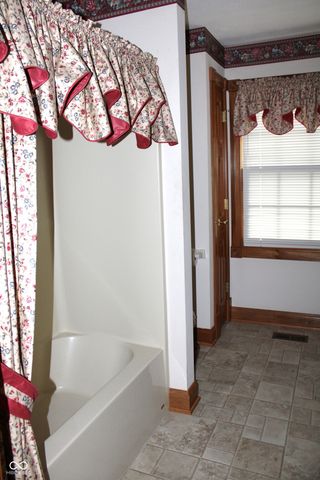 808 S Nineveh Road, Franklin, IN 46131