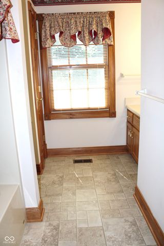 808 S Nineveh Road, Franklin, IN 46131