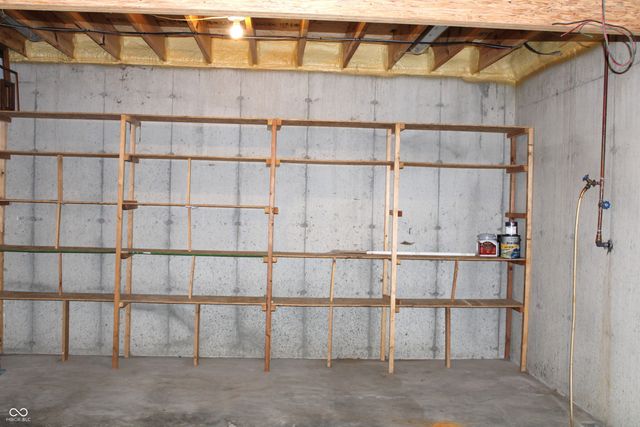 808 S Nineveh Road, Franklin, IN 46131