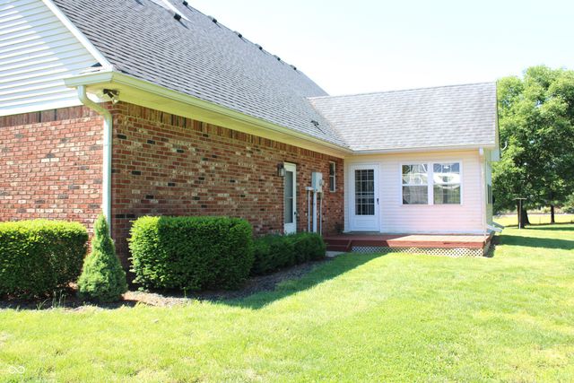 808 S Nineveh Road, Franklin, IN 46131