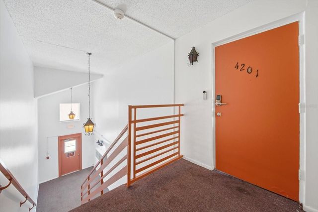 262 SW MONROE CIRCLE N 4201, St Petersburg, FL 33703