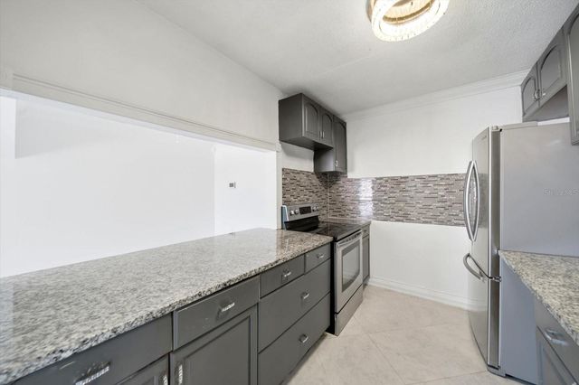 262 SW MONROE CIRCLE N 4201, St Petersburg, FL 33703