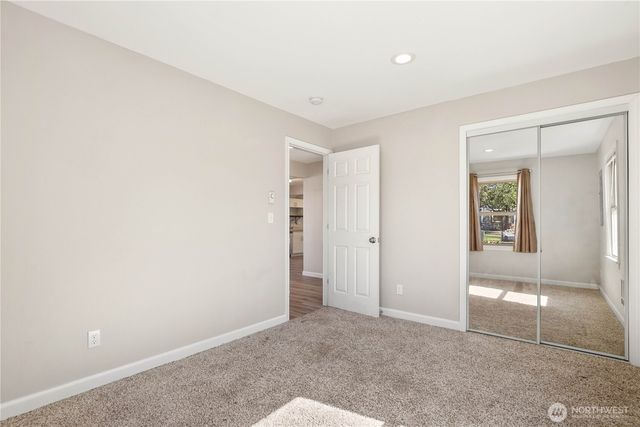 5215 McDacer Avenue, Tacoma, WA 98404