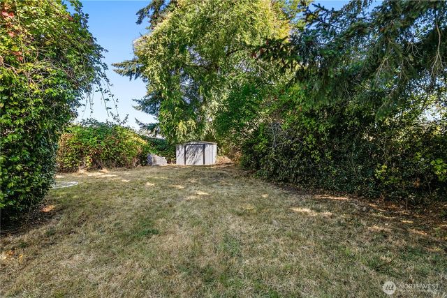 5215 McDacer Avenue, Tacoma, WA 98404