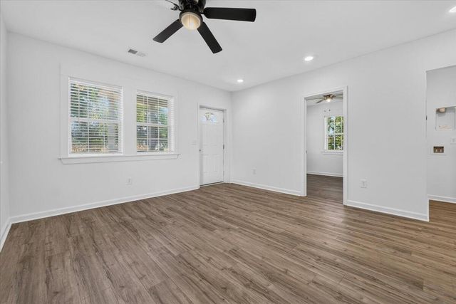 2029 Saint Francis Street, North Charleston, SC 29405