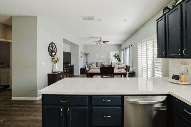2441 Jubilee Dr, Turlock, CA 95380