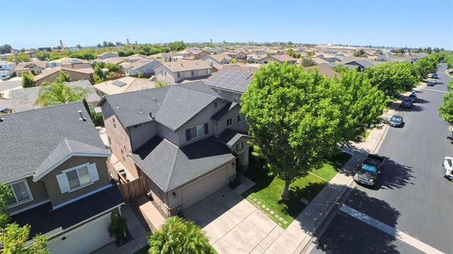 2441 Jubilee Dr, Turlock, CA 95380