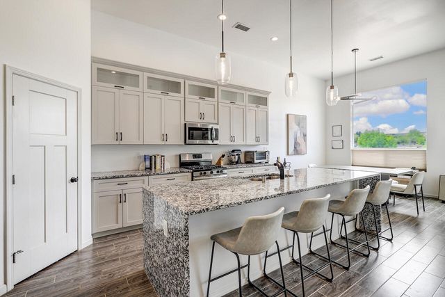 6352 Buenos Aires Place NW, Albuquerque, NM 87120