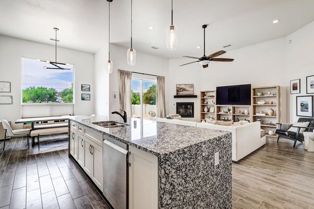 6352 Buenos Aires Place NW, Albuquerque, NM 87120