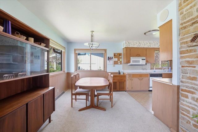6909 Darnell LANE, Greendale, WI 53129