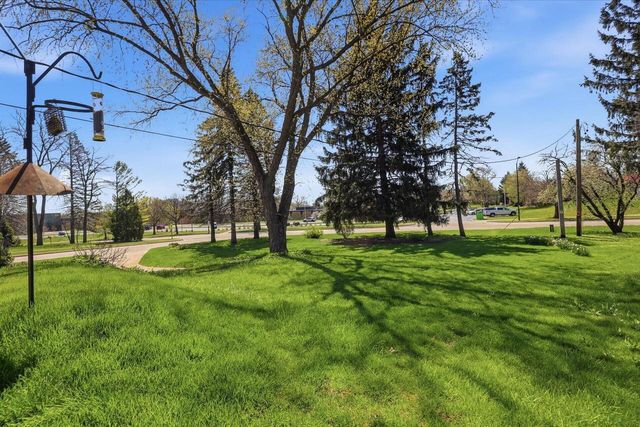 6909 Darnell LANE, Greendale, WI 53129