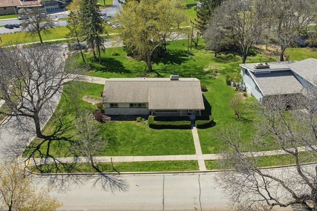 6909 Darnell LANE, Greendale, WI 53129