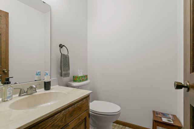 2670 201st Avenue NW, Oak Grove, MN 55011