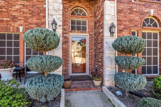 4437 Mallow Oak Drive, Fort Worth, TX 76123