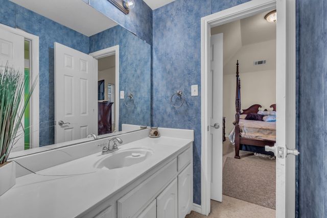 4437 Mallow Oak Drive, Fort Worth, TX 76123