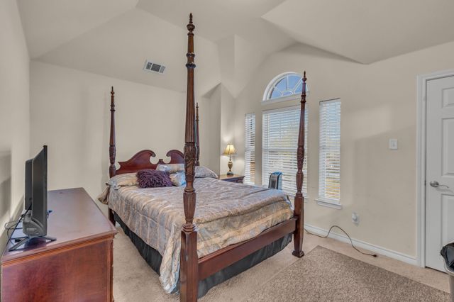 4437 Mallow Oak Drive, Fort Worth, TX 76123