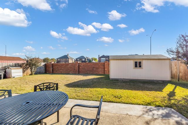 4437 Mallow Oak Drive, Fort Worth, TX 76123