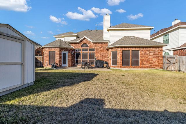 4437 Mallow Oak Drive, Fort Worth, TX 76123
