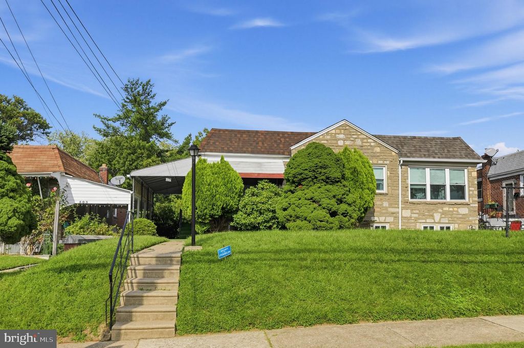 505 E ROBERTS ST, NORRISTOWN, PA 19401 — exterior