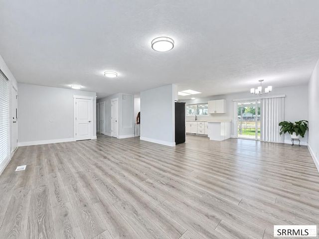 3785 E Wanda Street, Ammon, ID 83406