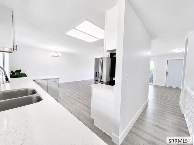 3785 E Wanda Street, Ammon, ID 83406