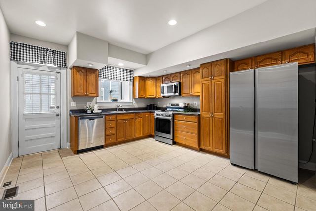 3702 FOSTER AVE, Baltimore, MD 21224