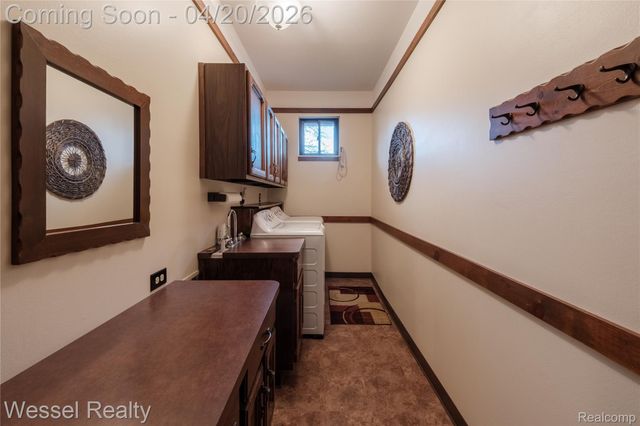 53659 Wolf Drive, Shelby Charter Township, MI 48316