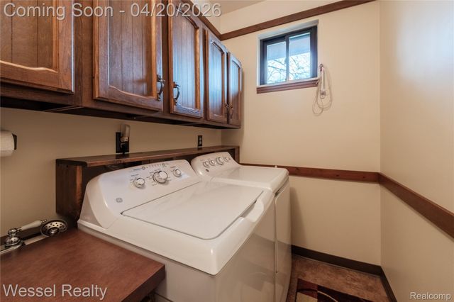 53659 Wolf Drive, Shelby Charter Township, MI 48316