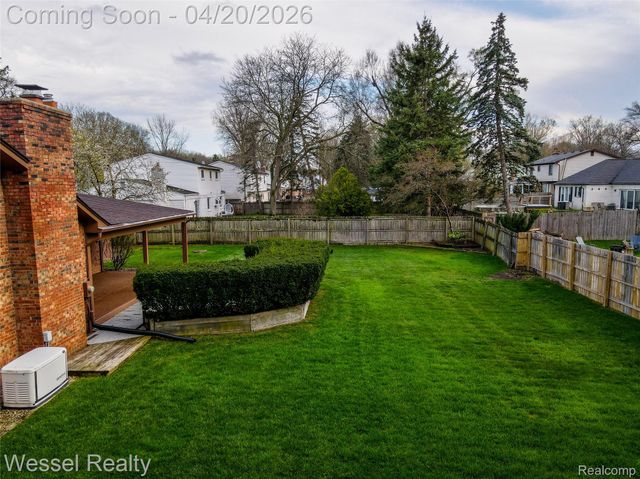 53659 Wolf Drive, Shelby Charter Township, MI 48316