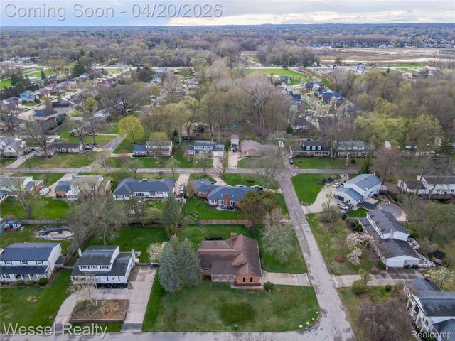 53659 Wolf Drive, Shelby Charter Township, MI 48316
