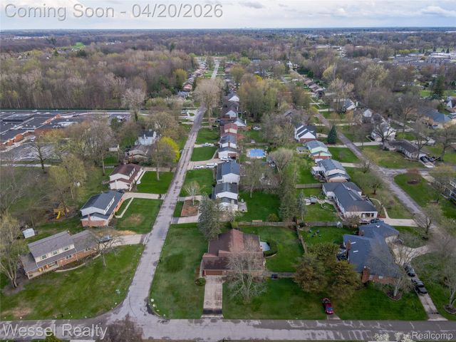 53659 Wolf Drive, Shelby Charter Township, MI 48316